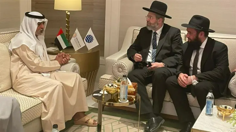 L to R: Sheikh Nahayan Mabarak Al Nahayan, Rabbi David Lau, Rabbi Levi Duchman