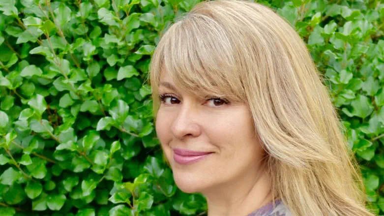 Valerie Sobel