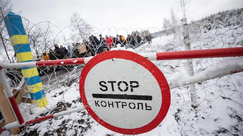 Migrants crossing to Poland