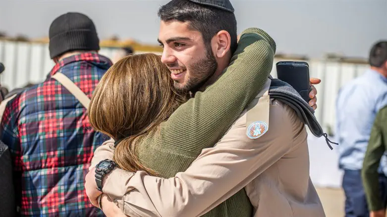 עודדו אותי להתגייס 