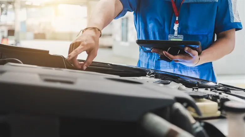 מוסך. אילוסטרציה