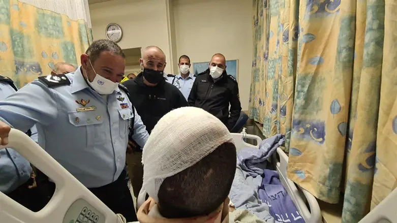 המשכתם להיאבק. המפכ"ל בהדסה