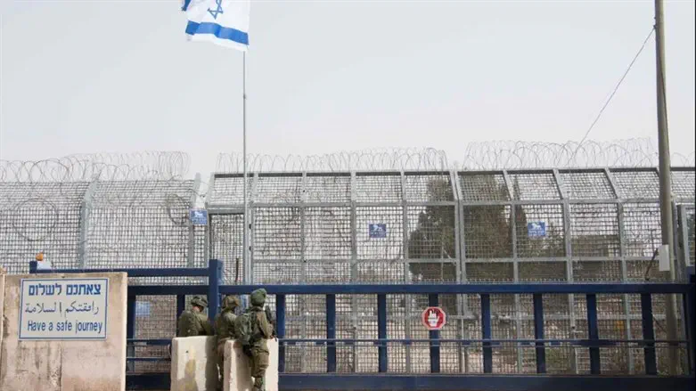 מעבר קוניטרה