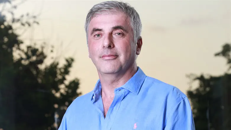 ליאוניד נבזלין