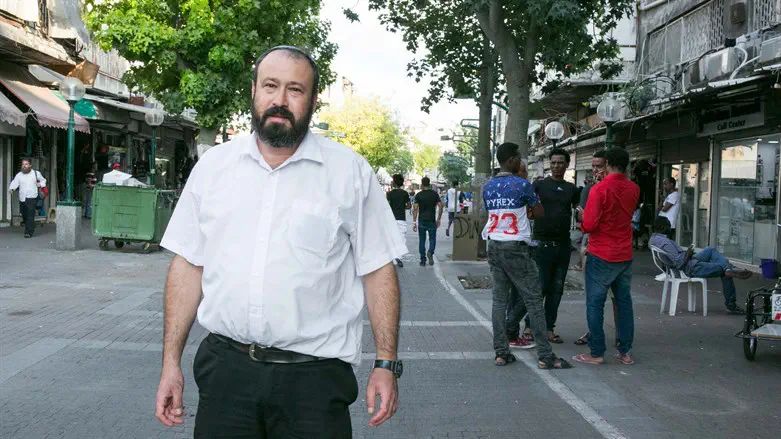 הרב אחיעד אטינגר