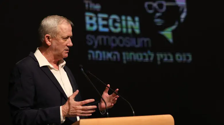 השר בני גנץ