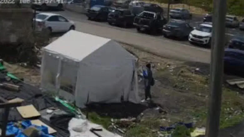 תלישת הדגל מלשכתו של איתמר בן גביר