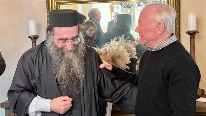 הרב עם המיליארדר היהודי
