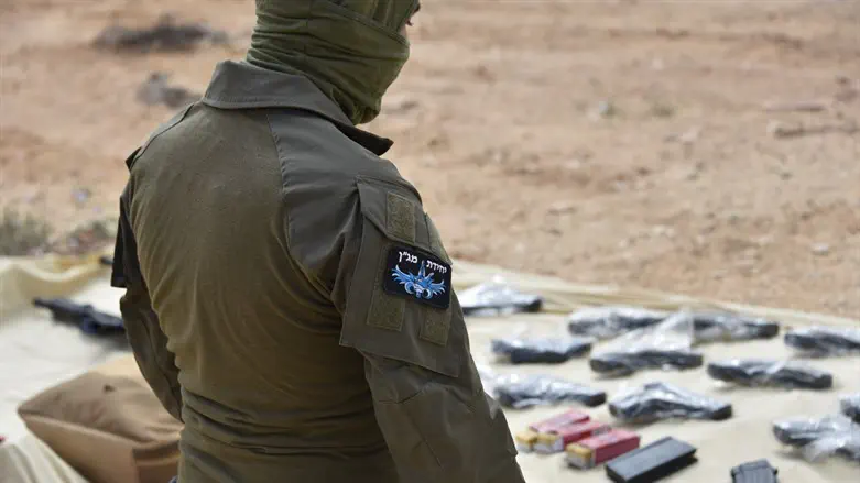 Smuggling to Gaza. Illustration