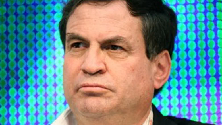 לא לוותר. דיין.