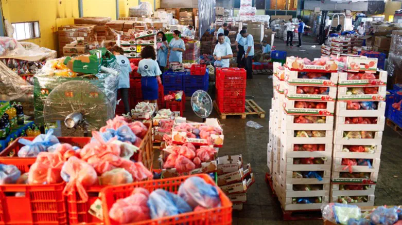 Food for the needy (illustrative)