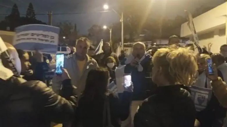 Акция протеста у дома Айелет Шакед