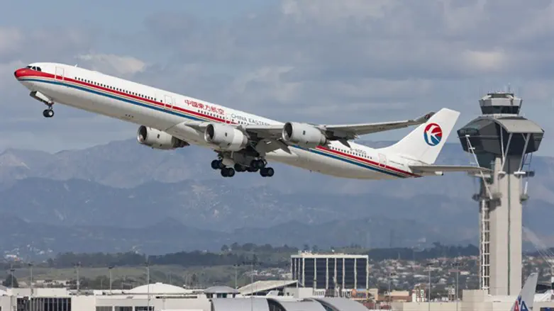 Самолет компании China Eastern Airlines. Иллюстрация