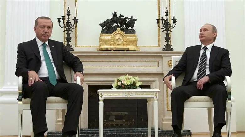 Russian President Putin (r.) with Turkish President Erdogan