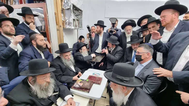 סער ומנדלבליט בניחום אבלים