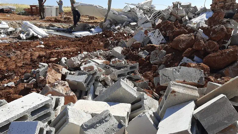 Destruction in Maoz Esther