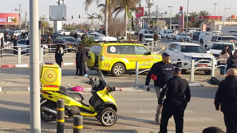 Scene of terrorist attack in Be'er Sheva
