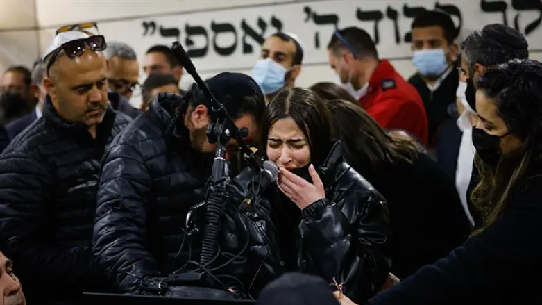 Похороны Лауры Ицхак