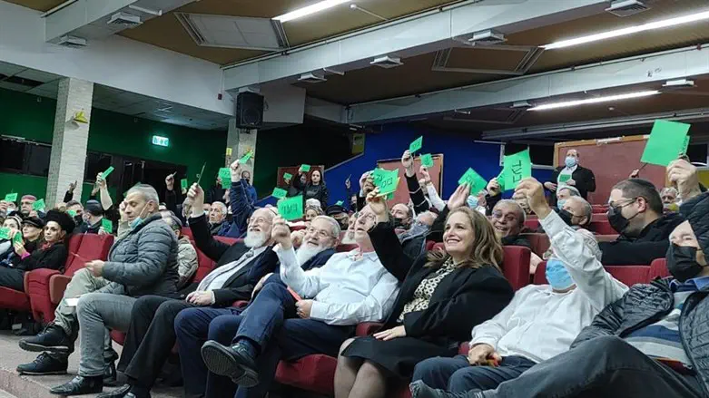 ישיבת מרכז הבית היהודי. ארכיון