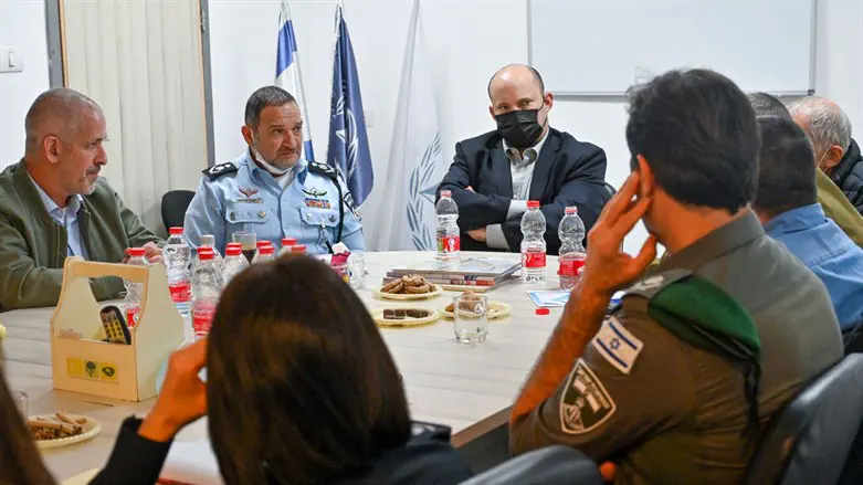 בנט בהערכת מצב אחרי הפיגוע