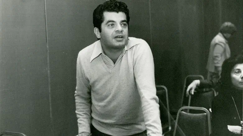 Stephen Shalom