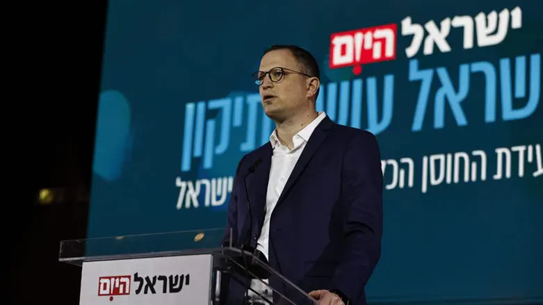 עמר לחמנוביץ