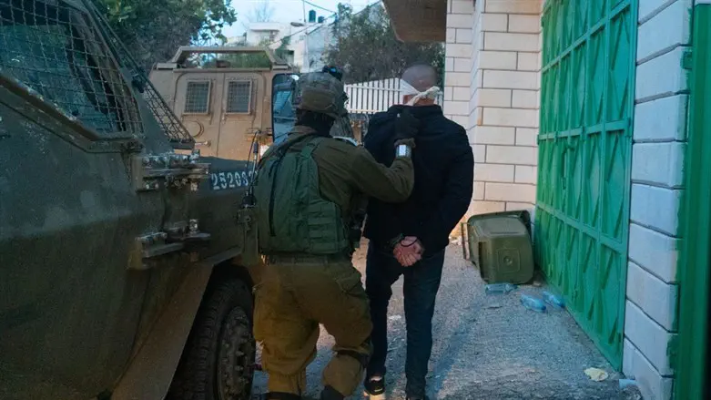 לכידת אחד החשודים