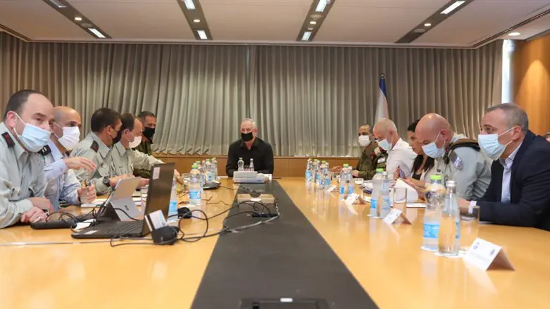 הערכת המצב בלשכת גנץ