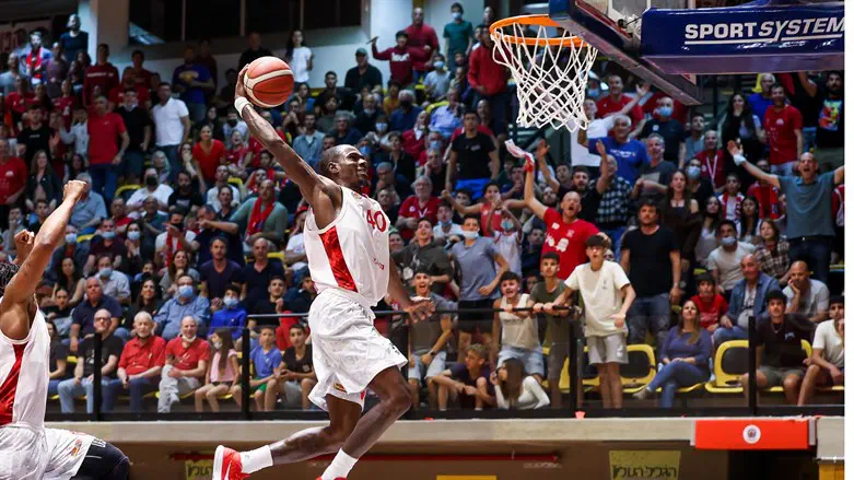 גליל עליון חוגגת הערב