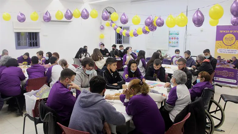 פועלים ביחד