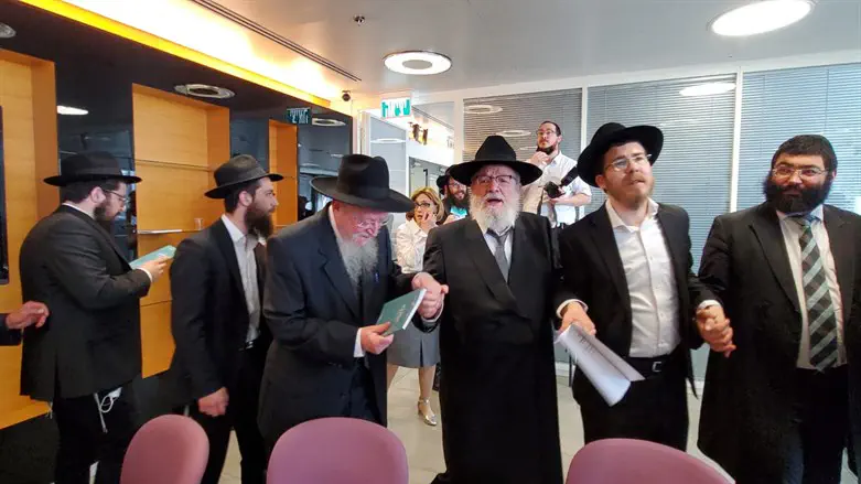 האירוע של חב"ד בעירייה