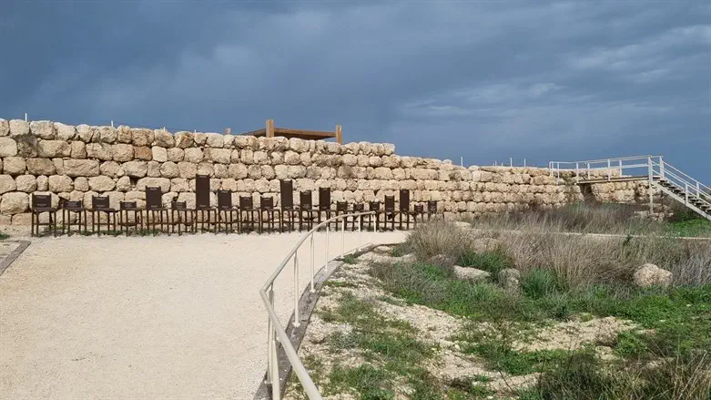 כסאות בתל לכיש