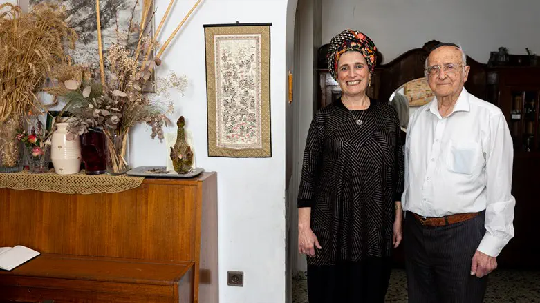 פרופ' נחום רקובר ובתו הילה וולברשטין