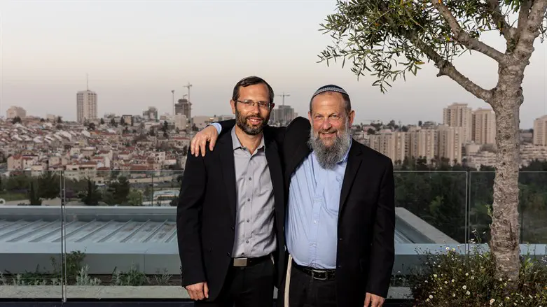 הרב חיים גנץ ובנו ישראל גנץ