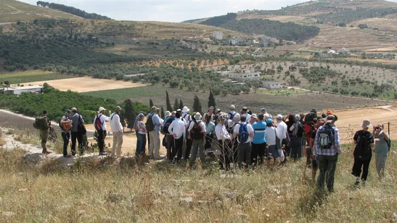 סיור במבוא דותן