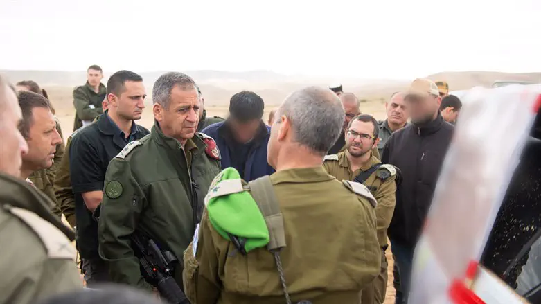 כוכבי בסיור