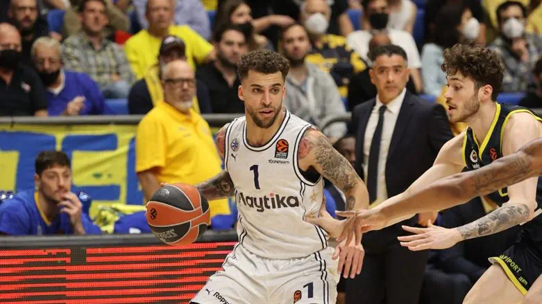 סקוטי ווילבקין, הערב