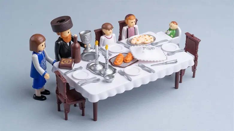 A "Shabbos Table" set from Kids Play depicts a typical haredi Orthodox family