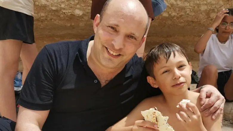 Нафтали Беннет с сыном Давидом