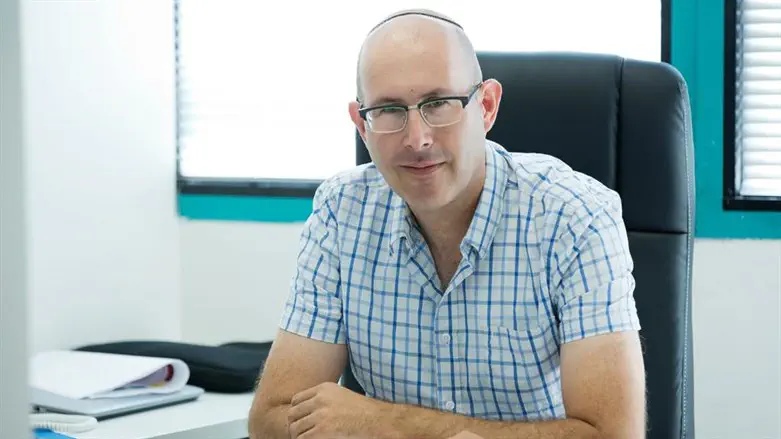 אלעד טנא