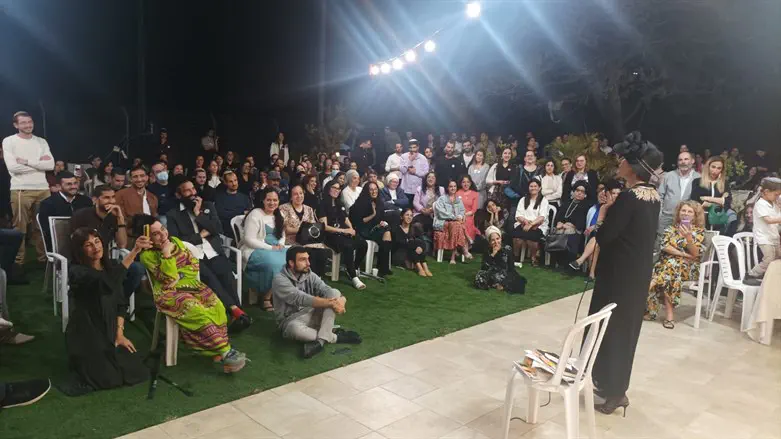 הרבנית ימימה במימונה של 252