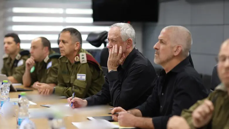 Gantz at security assessment