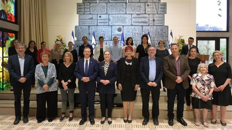 לעודד גם אתכם וגם את הבאים אחריכם