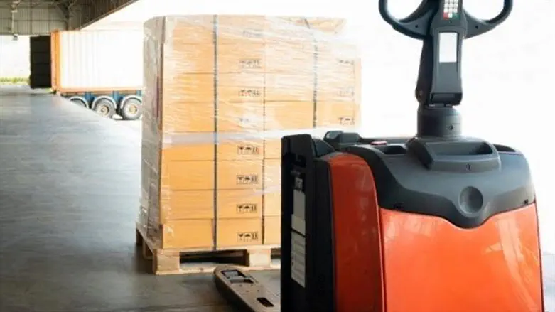 עגלת משטחים