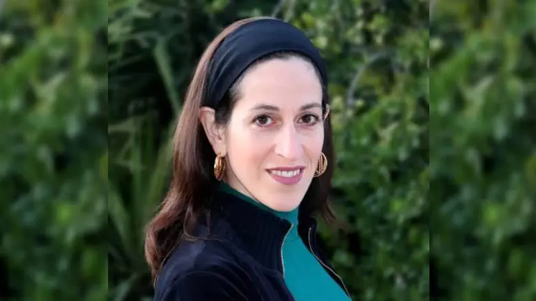 אליענה שפירא