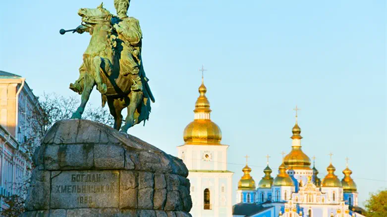 Памятник Богдану Хмельницкому в Киеве