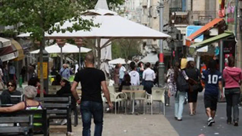 מרכז העיר מדרחוב בן יהודה ירושלים