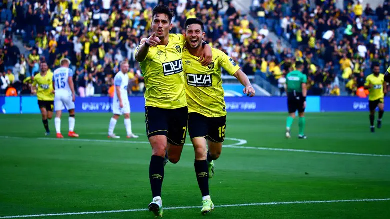 רוטמן ושועה חוגגים הישארות