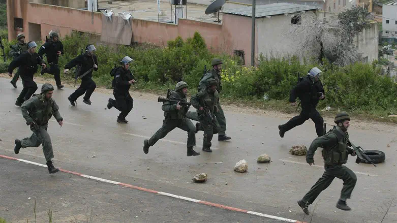Soldiers operating in the Wadi Ara region (archive)