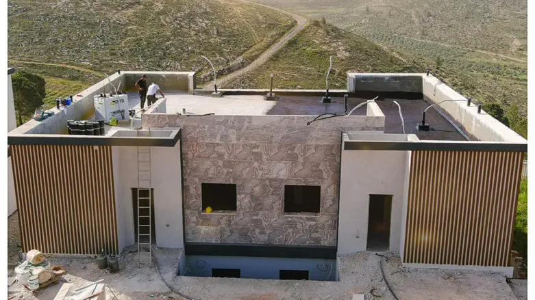 נותרו שלוש וילות אחרונות ביישוב איתמר